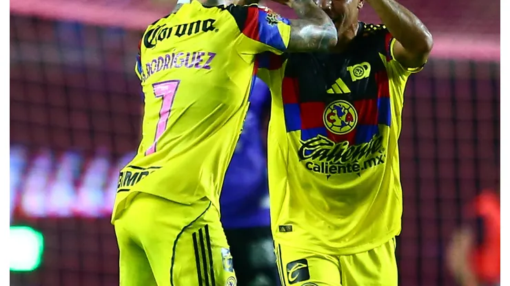 Jonathan dos Santos renueva con el Club América