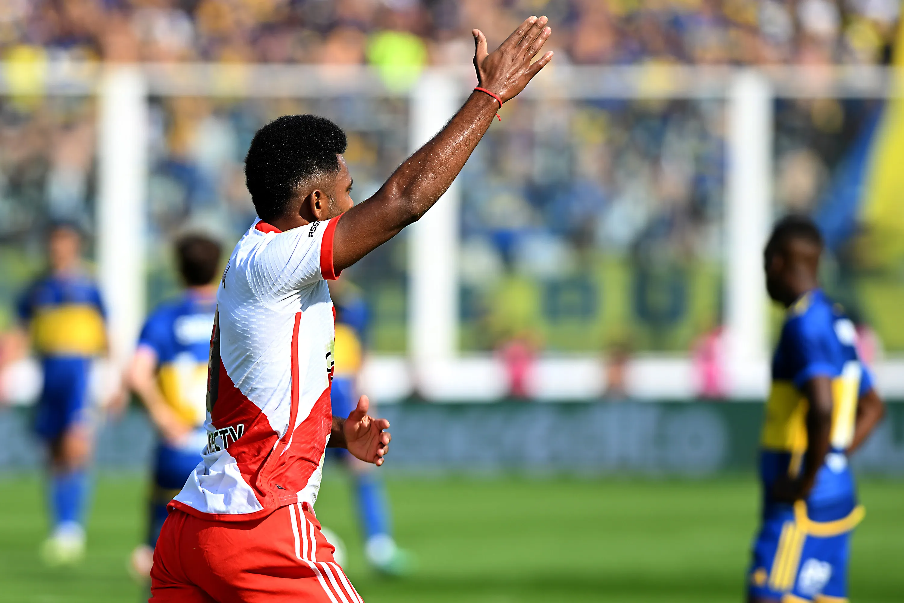 Miguel Borja podría cambiar River… ¡por Boca! [foto: Getty]