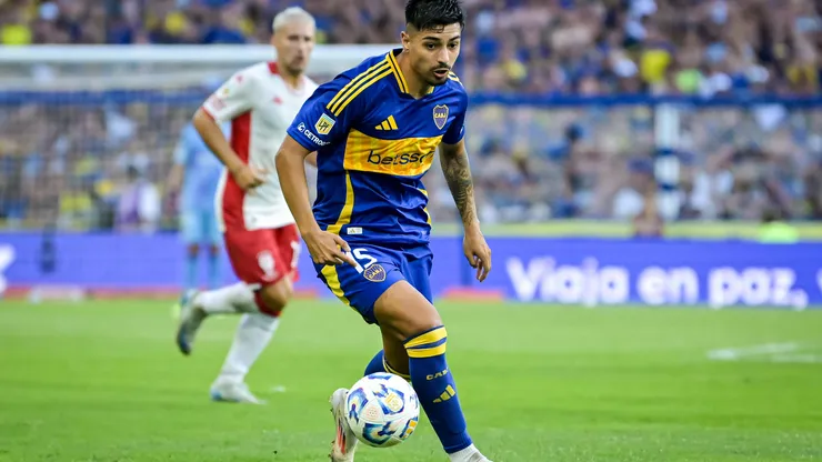 Necaxa quiere sacar a Williams Alarcón de Boca Juniors