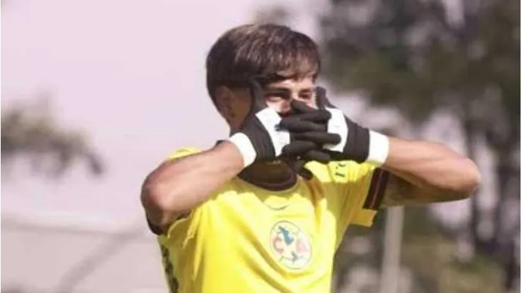 Oswaldo Sánchez llega a Pumas