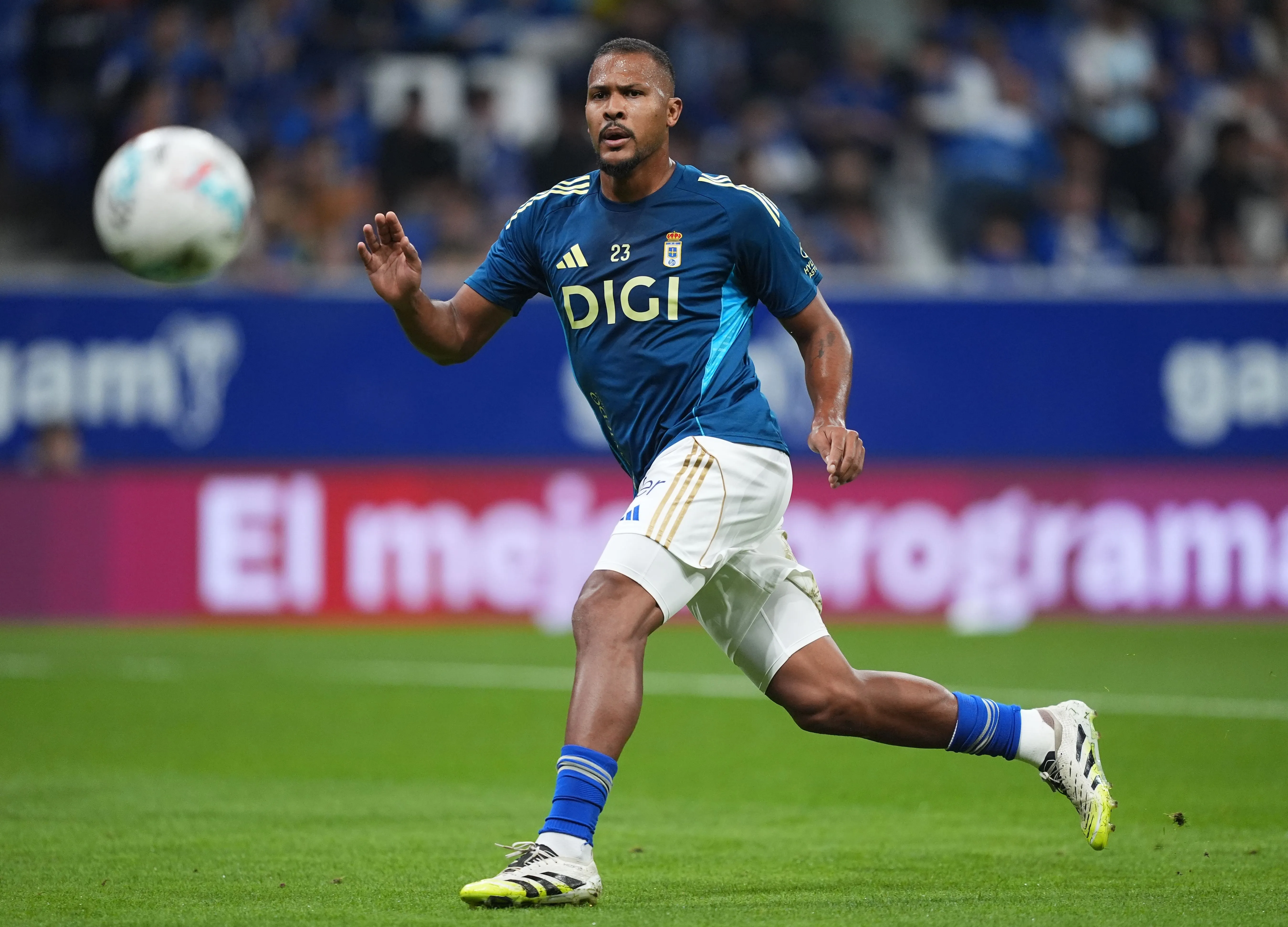 Salomón Rondón tuvo la oportunidad de jugar en Real Oviedo. [Foto: Getty Images]