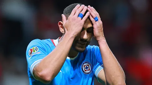 Giorgos Giakoumakis le hizo una mala jugada a Cruz Azul