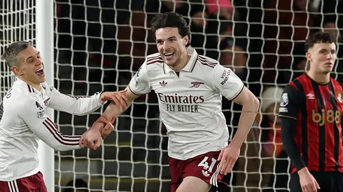 Arsenal derrotó 3-2 al Bournemouth de visitante y es único líder de la Premier League 2025-26