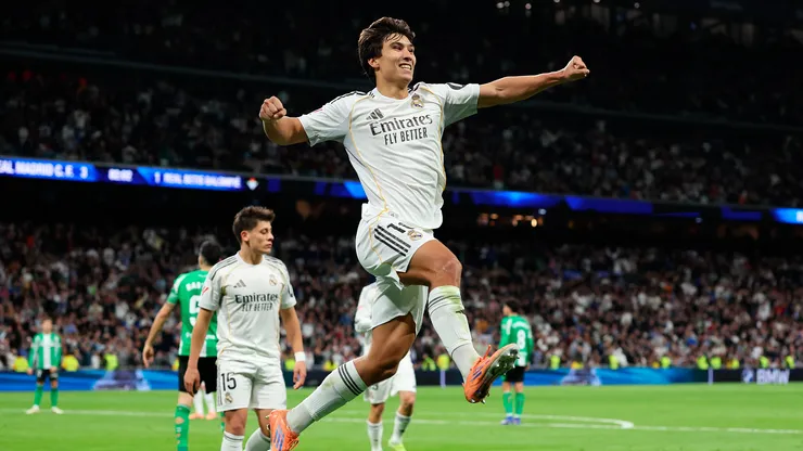 Gonzalo García se lució con un triplete en la goleada del Real Madrid al Betis.