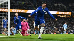 Enzo Fernández celebra el agónico empate de Chelsea ante Manchester City