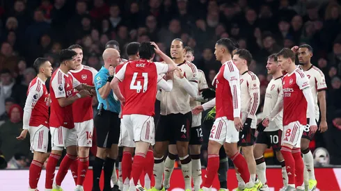 Arsenal igualó sin goles ante Liverpool.