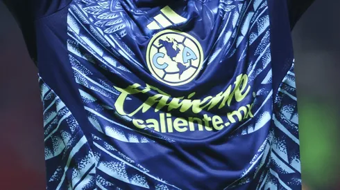 La afición se le fue encima a Allan-Saint Maximin