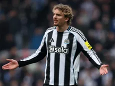 ¿Por qué no juega Woltemade en Newcastle vs. City por la semifinal de la EFL Cup?