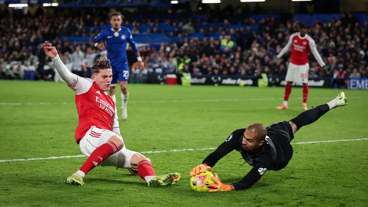 La última vez que se enfrentaron Chelsea y Arsenal igualaron 1-1 por la fecha 13 de la actual temporada de la Premier League.