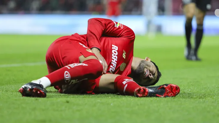 Alexis Vega se perderá varios juegos del semestre.