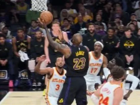 LeBron y una jugada a lo Curry en la victoria de Lakers vs. Hawks