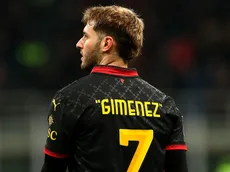 ¿Por qué no juega Santiago Giménez en Como vs. Milan?