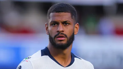 José Caicedo podría irse de Pumas
