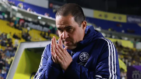 André Jardine e encara con jugador del América
