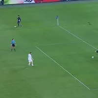 Moisés Muñoz le ataja un penal a Francesco Totti y a Marco Materazzi