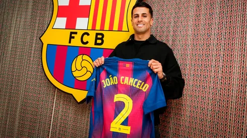 Joao Cancelo regresó al FC Barcelona
