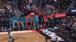 La Jugada contra Curry en Warriors vs Hornets.