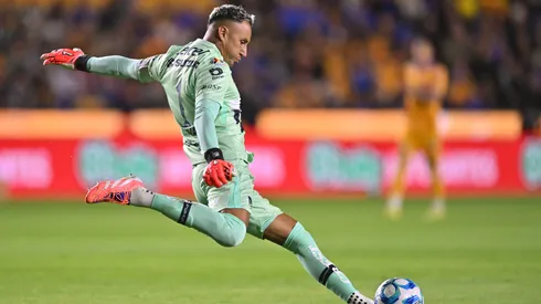 Keylor Navas no tiene futuro seguro en Pumas
