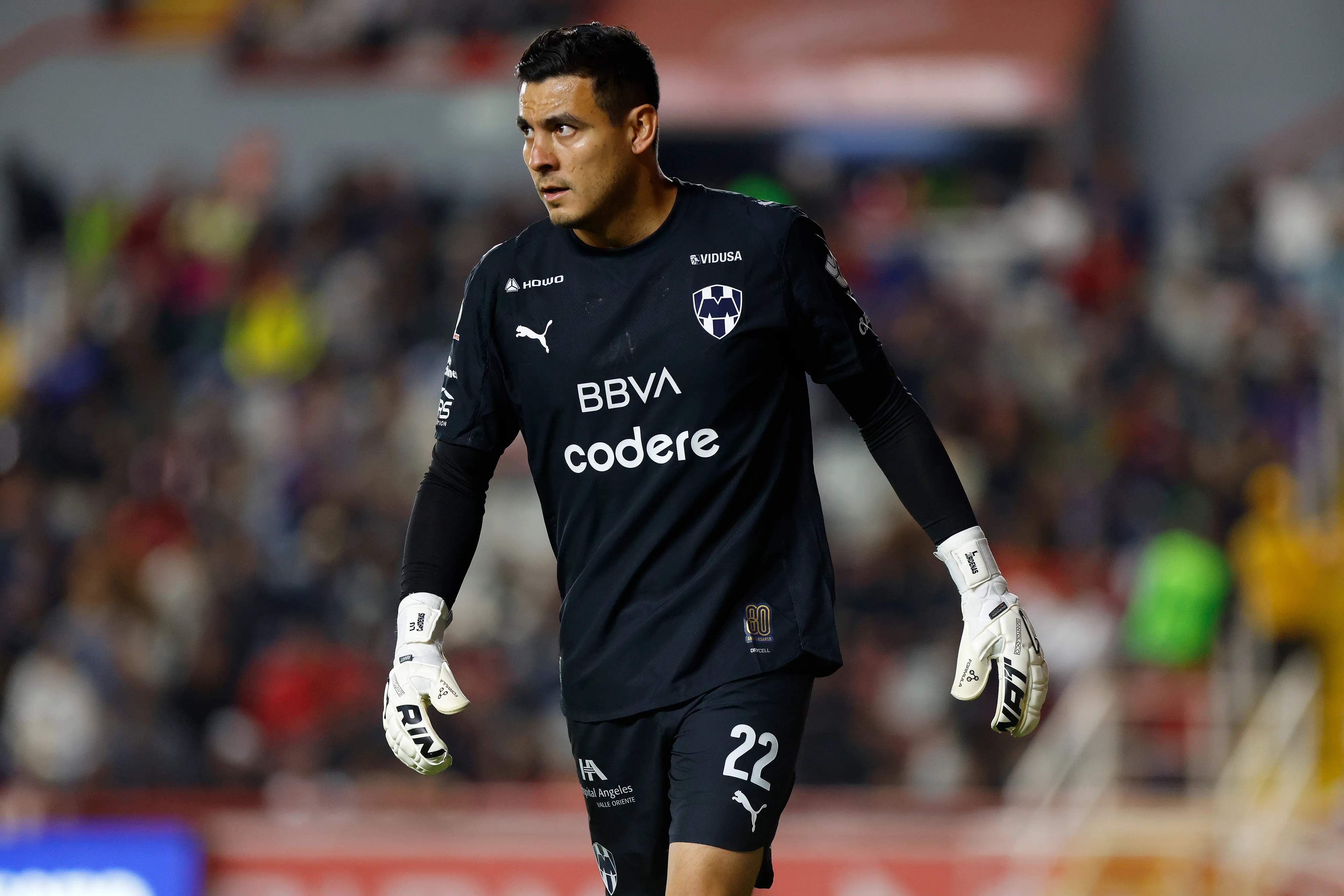 Luis Cárdenas platicó por todo el plantel sobre la partida de ‘Berte’ [Foto: Getty]