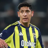 ¿Por qué no juega Edson Álvarez en Fenerbahce vs. Aston Villa?