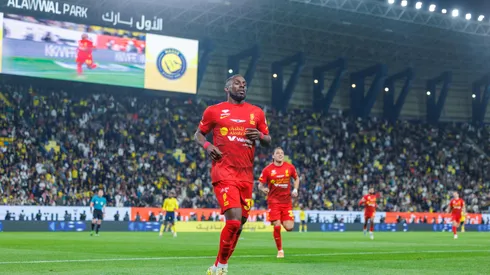 Julián Quiñones vuelve a anotar en Arabia Saudita.