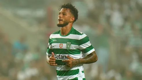 Luis Suárez abrió el marcador para Sporting Lisboa en el duelo ante Arouca por la Primeira Liga 2025-26