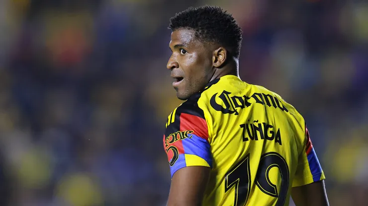 Raúl Zúñiga se podría ir del América con rumbo a Colombia