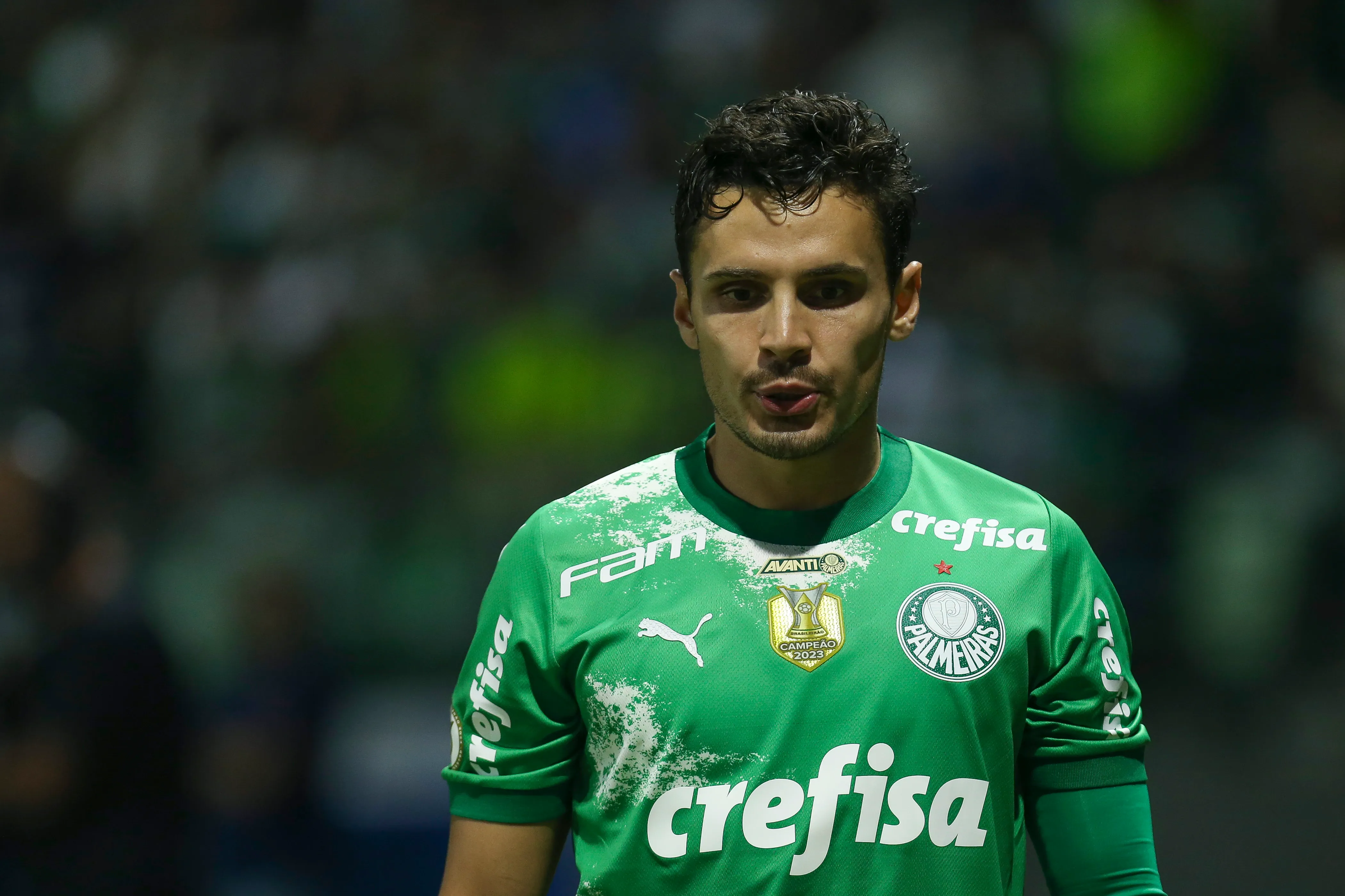 América avanza con firmeza por Raphael Veiga [Foto: Getty]