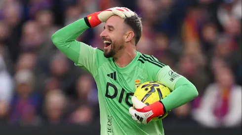 Portero del Real Oviedo sorprendido por el arbitraje