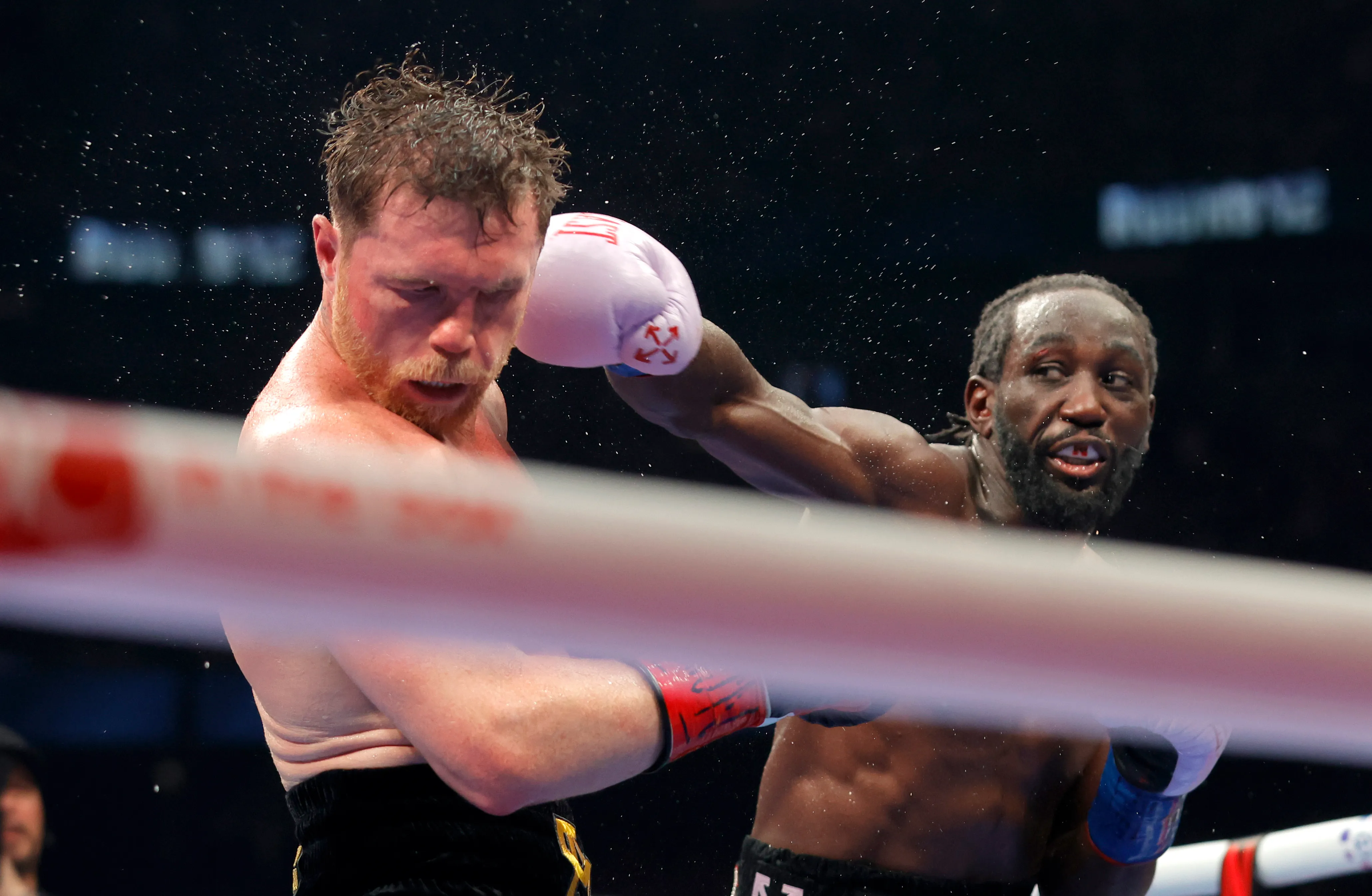 Canelo Álvarez ante Terence Crawford (Getty Images)