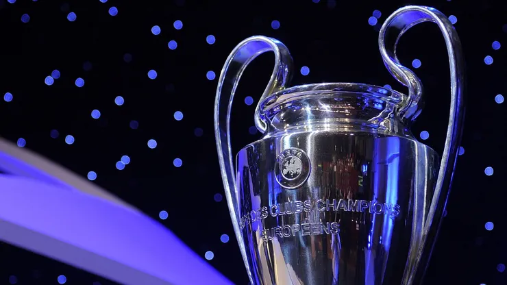 Ardiente definición de la UEFA Champions League con 18 partidos en simultáneo por toda Europa