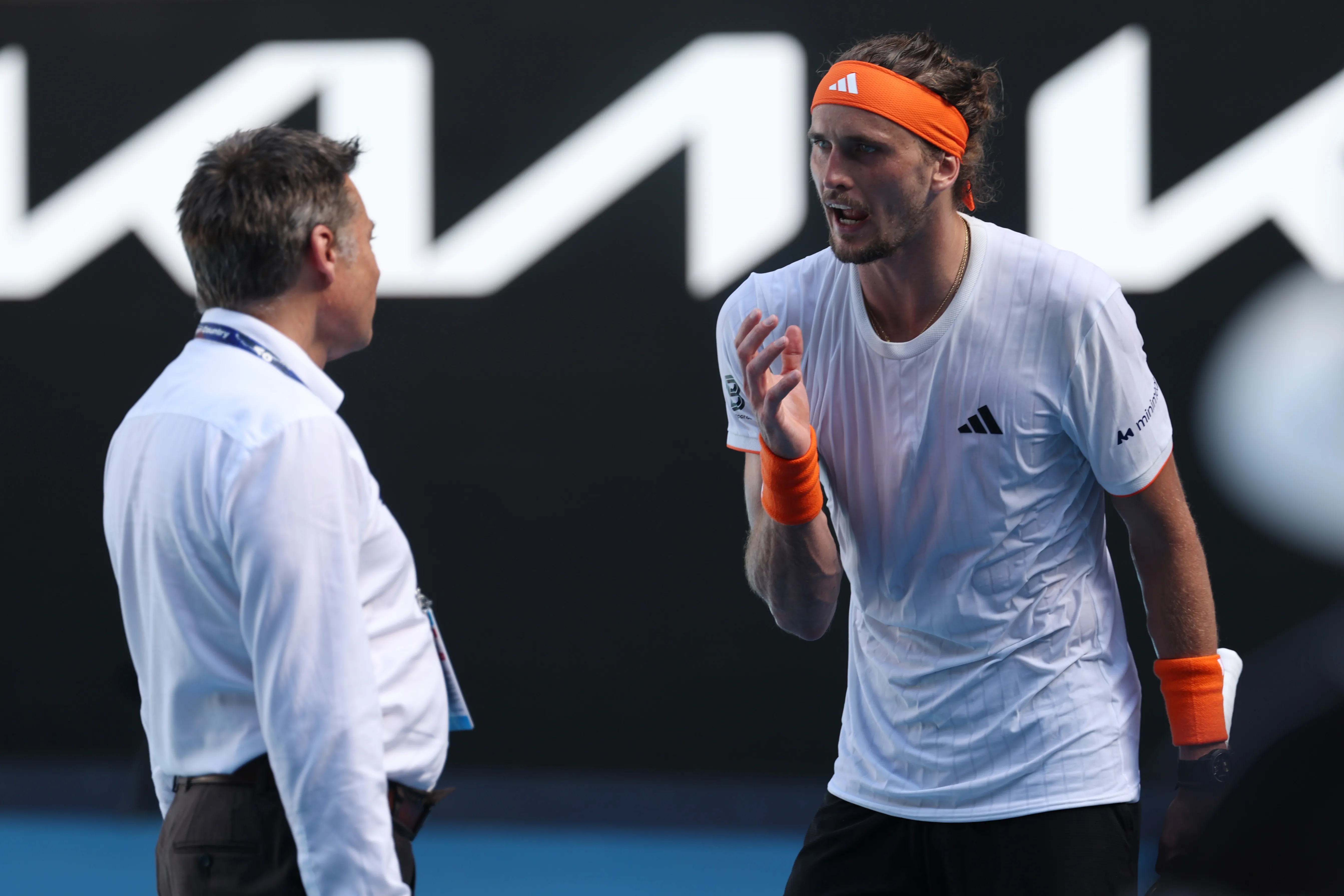 Alexander Zverev se quejó con el supervisor de Grand Slam durante el partido (GETTY IMAGES)