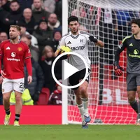 El gol de Raúl Jiménez ante Manchester United