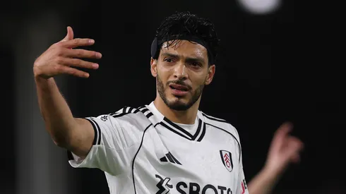 Raúl Jiménez podría regresar al América.