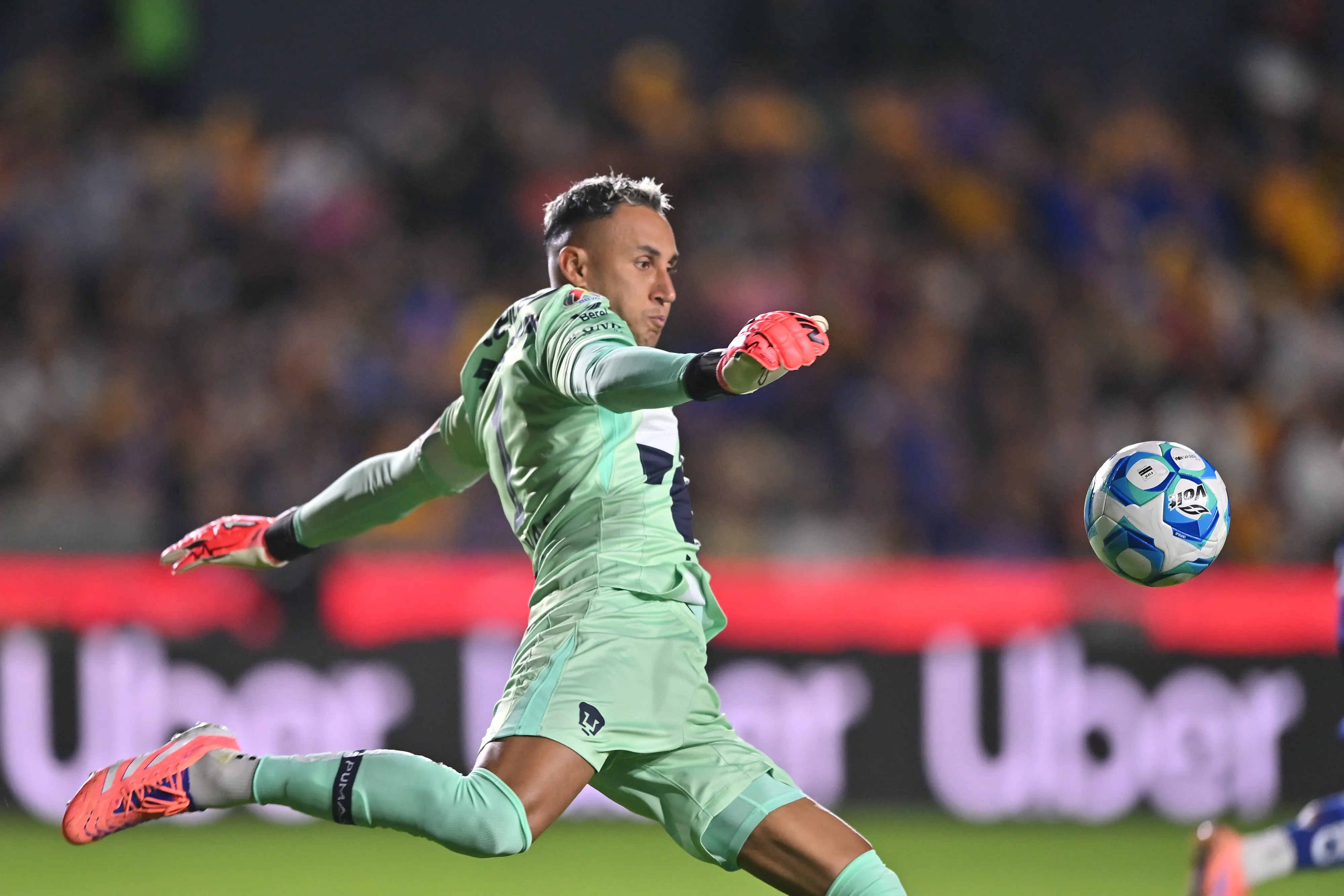 Pumas no quiere dejar ir a Keylor Navas [Foto: Getty Images]