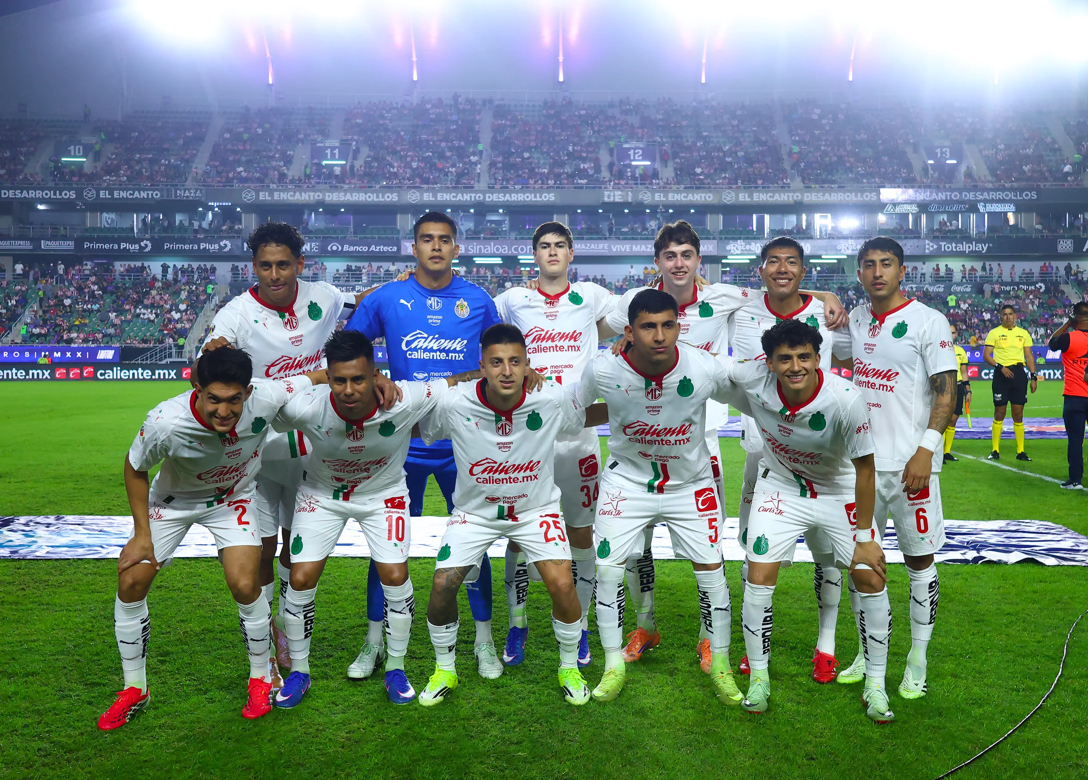 Chivas pisó fuerte a domicilio y superó a Mazatlán [Foto: Getty]