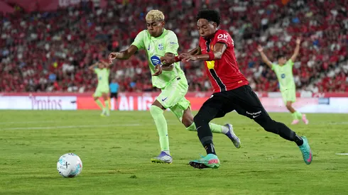 Lamine Yamal y Mojica vuelven a verse las caras