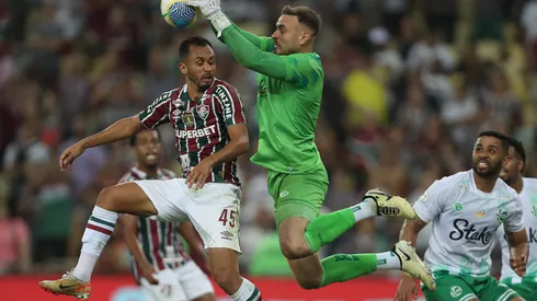 Vinicius Lima ya enamora a la afición del Club América
