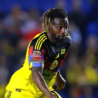 Allan-Saint Maximin festejó los cánticos del Lens burlándose de México