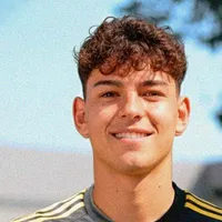 Antes de llegar al América, así fue la despedida de Thiago Espinosa de Racing