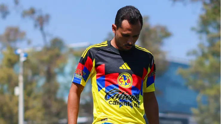El dorsal inusual de Vinícius Lima en el América