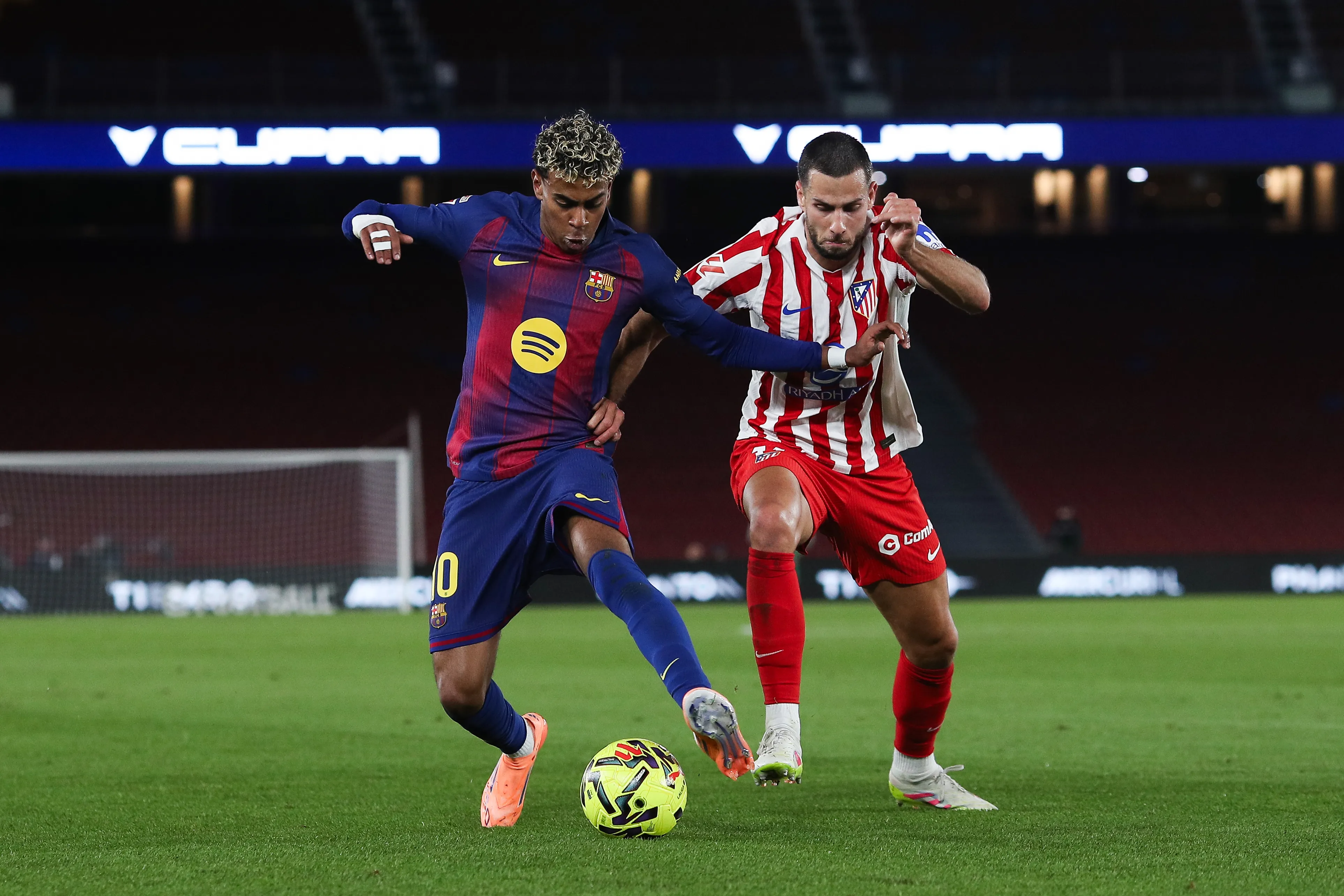 Barcelona y Atlético de Madrid se ven las caras por Copa del Rey (GETTY IMAGES)