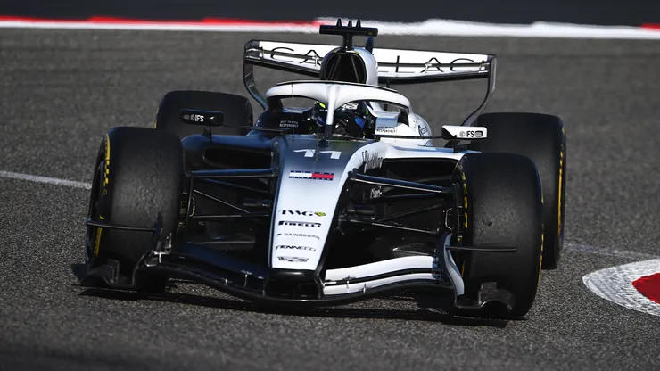 Checo Pérez a bordo del Cadillac CA01
