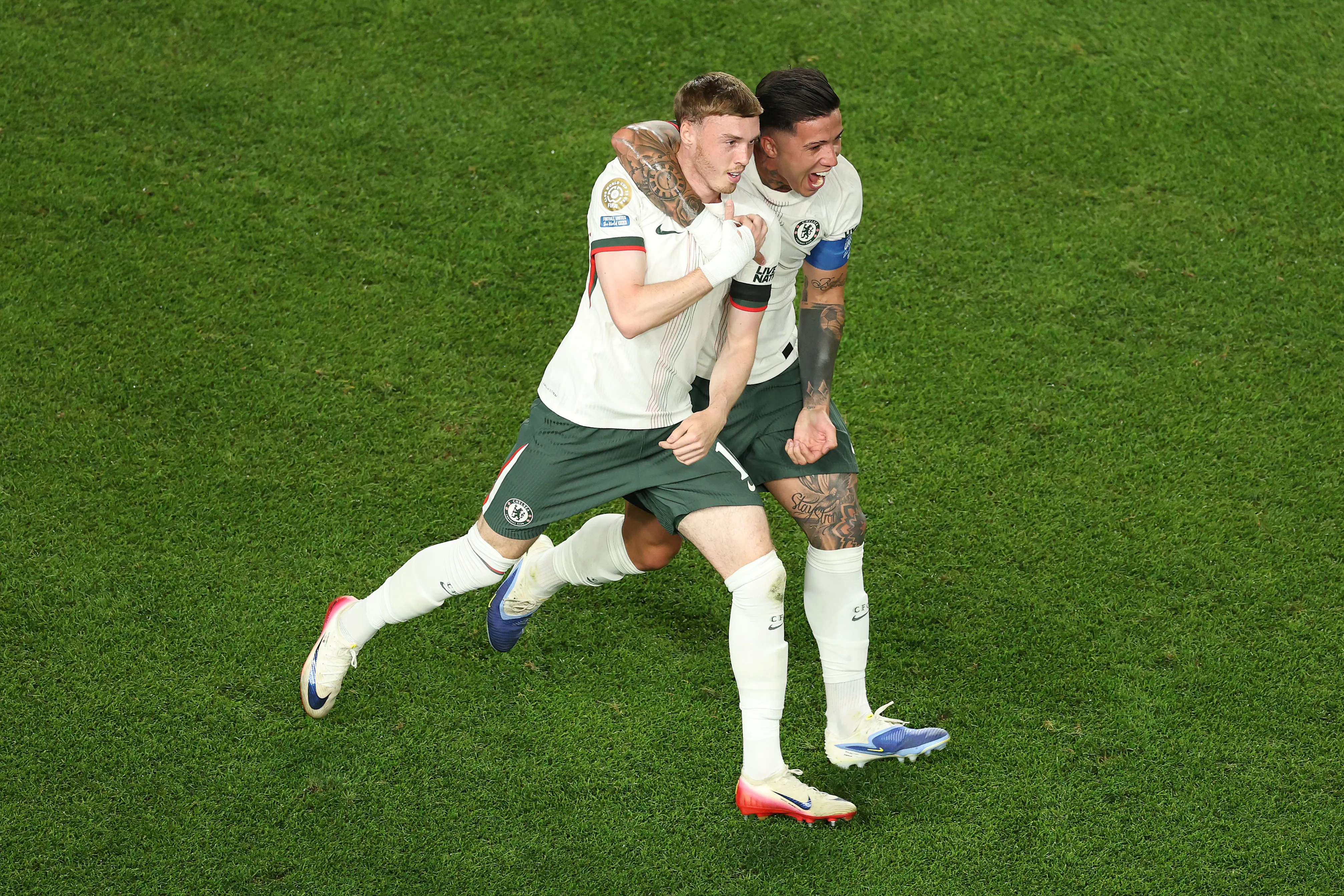 Cole Palmer y Enzo Fernández en el Mundial de Clubes 2025 (GETTY IMAGES)