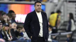 Efraín Juárez, en la cuerda floja en Pumas.