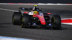 Lewis Hamilton, en Bahréin, a bordo del monoplaza de Ferrari