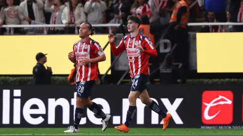 Chivas celebró en casa y ganó el Clásico Nacional.