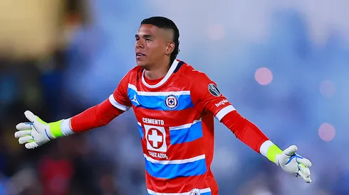 Kevin Mier tendría fecha de regreso para jugar con Cruz Azul
