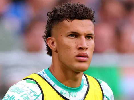 Nelson Deossa contó que un jugador de Rayados lo convenció de ir a Betis