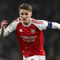 ¿Por qué no juega Martin Odegaard en Tottenham vs. Arsenal por la Premier League 2025-26?